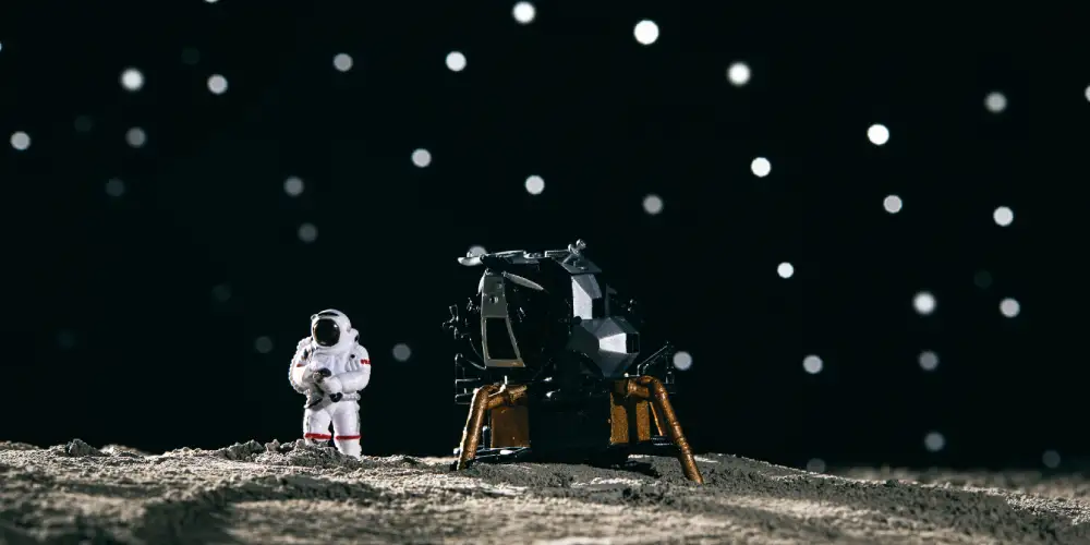 moon landing miniature toy